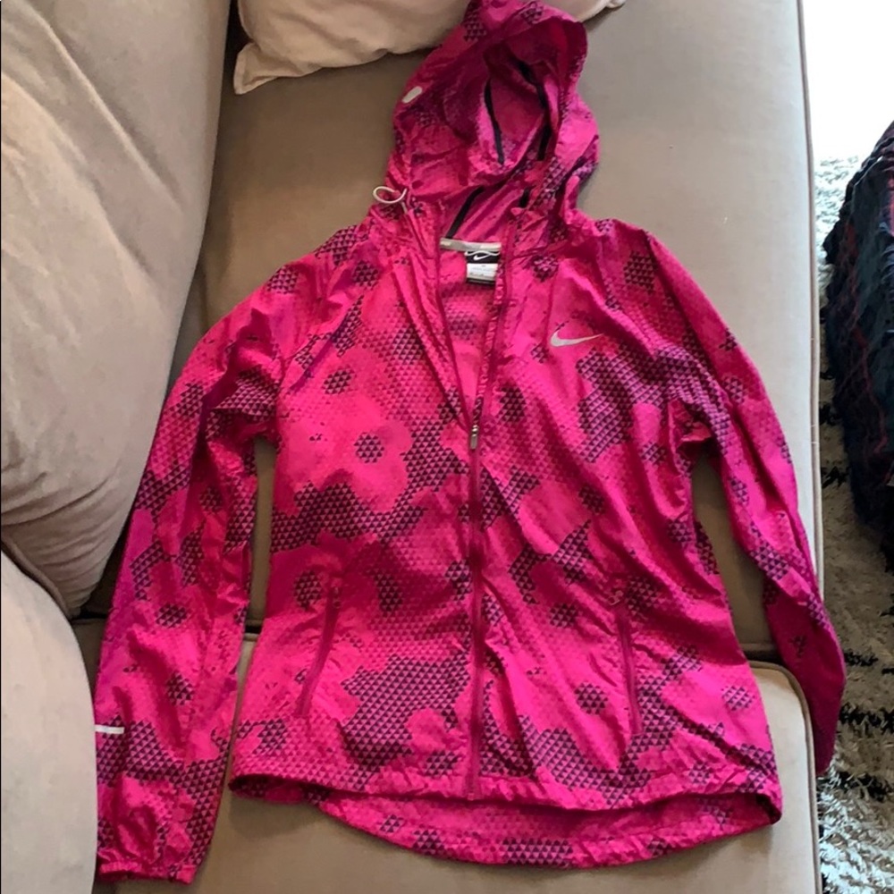 Nike running windbreaker